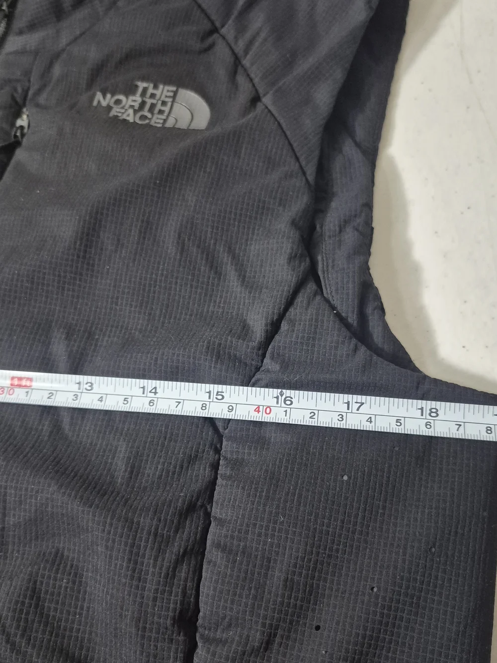 The North Face Ventrix Insulated Vest Black SMALL Lightweight